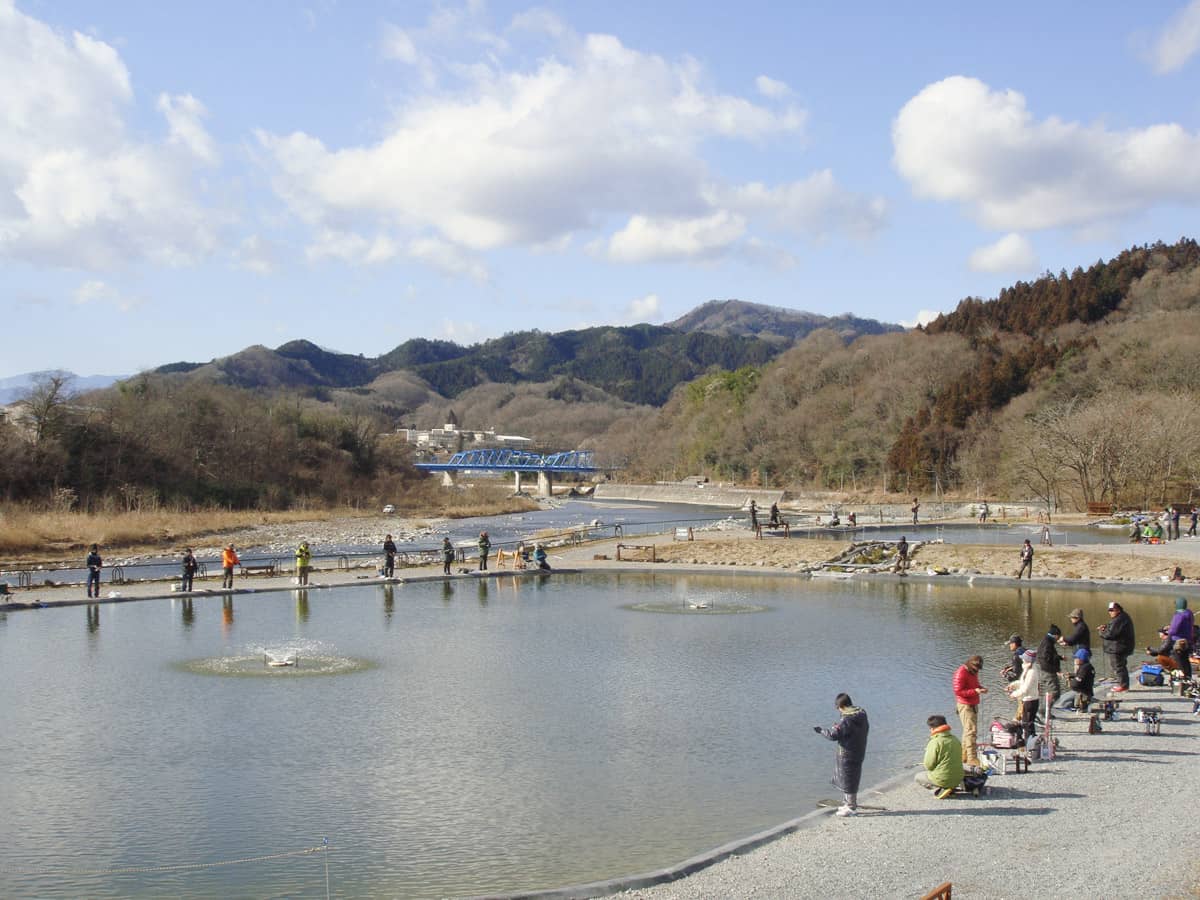 ウォーターパーク長瀞 長瀞玉淀自然公園に位置し 目の前が荒川のロケーション豊かなキャンプ場